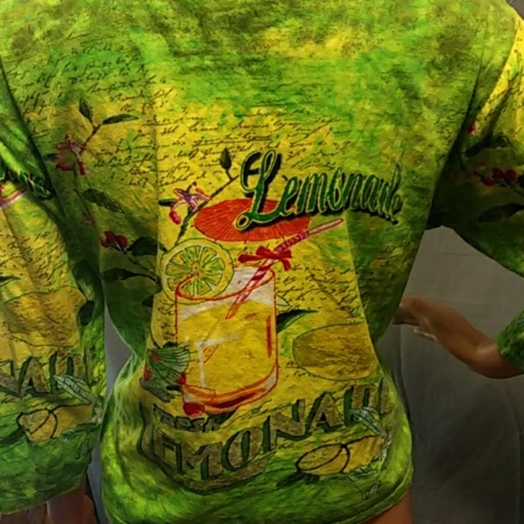 Take Two Cropped Novelty Top-SIZE: MED. 💥PURCHASE ENTIRE CLOSET FOR $200!💥 - Picture 2 of 2